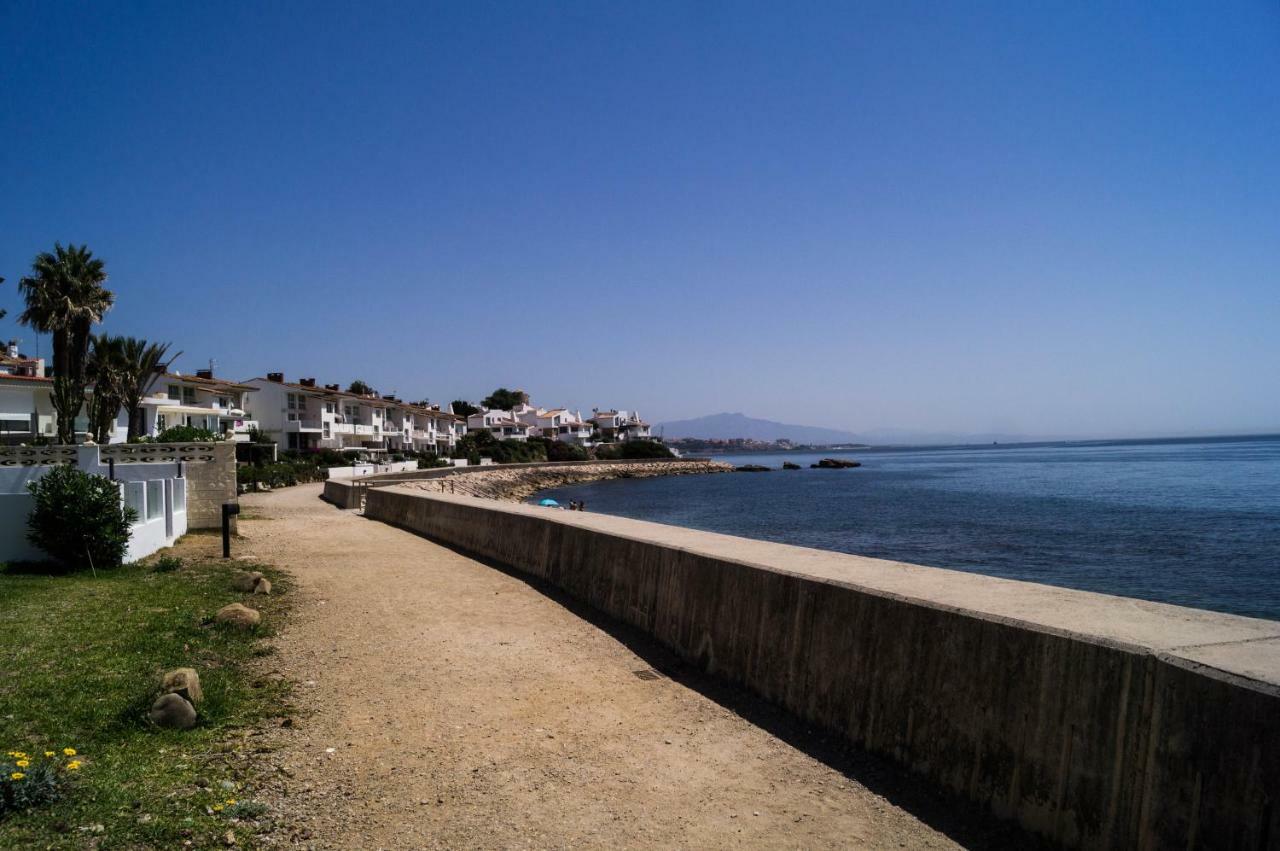 Beach-Front Bahia Dorada Estepona Buitenkant foto