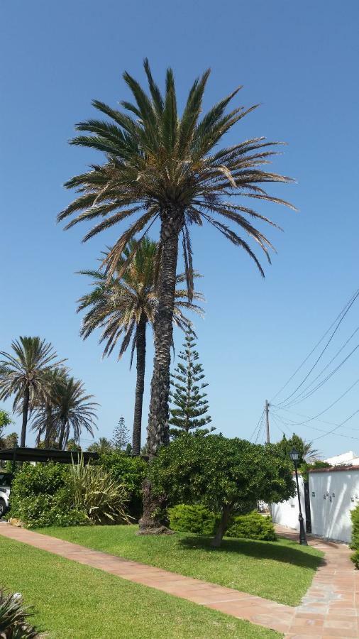 Beach-Front Bahia Dorada Estepona Buitenkant foto