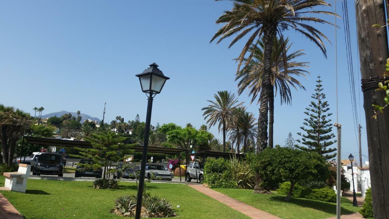 Beach-Front Bahia Dorada Estepona Buitenkant foto